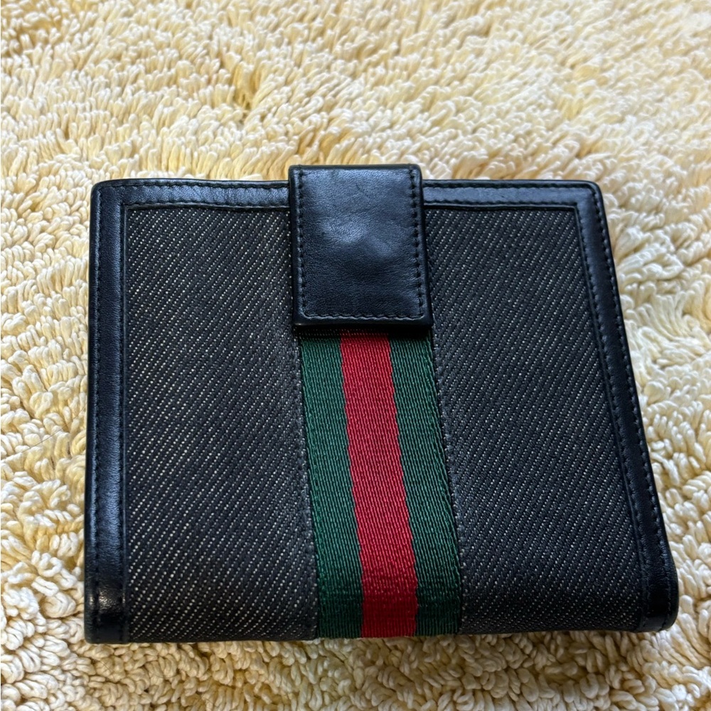 Gucci sherry line bifold wallet